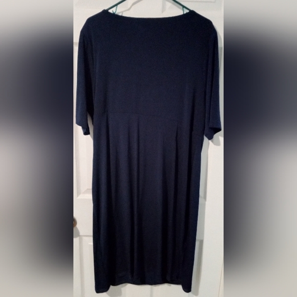 Connected Women navy Blue dress size 20W.  Elbow length sleeves. - Picture 3 of 5